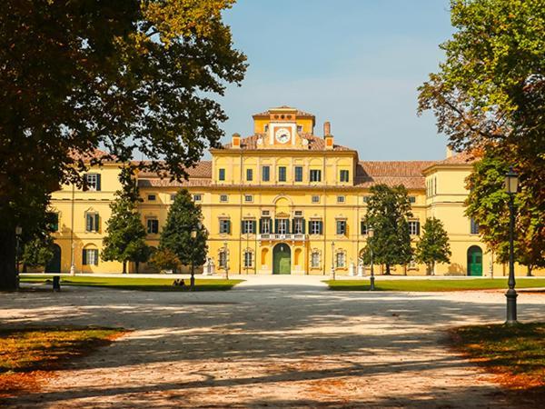 Appartamento Violet - Parma Eksteriør bilde
